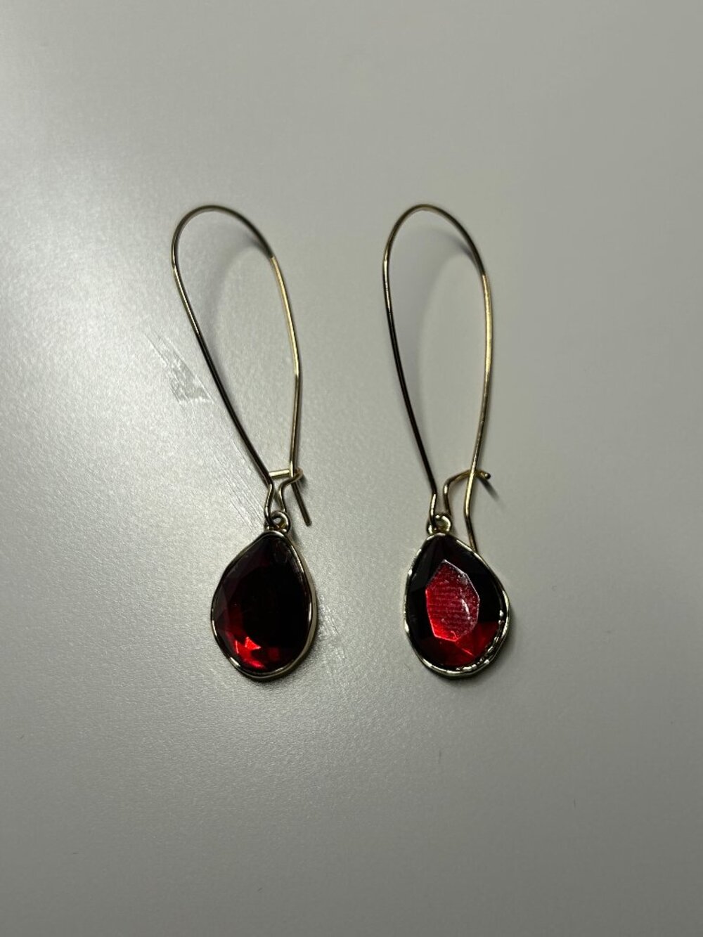 Deep Red Teardrop Drop Earrings Gold-Tone